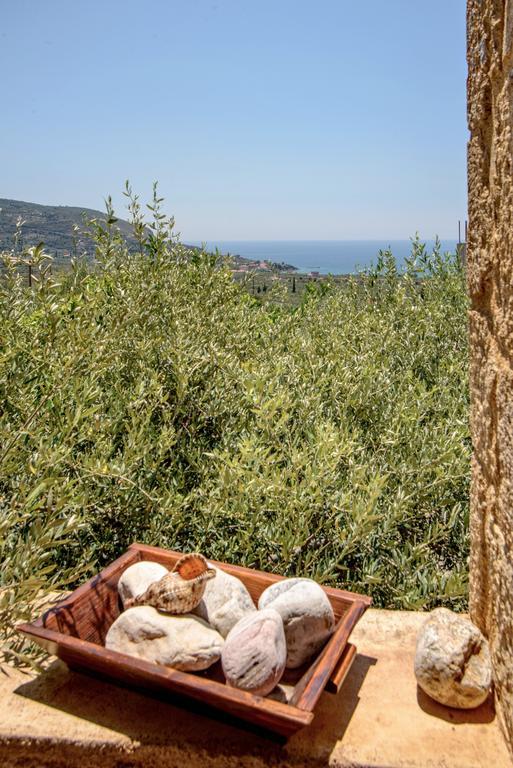 Orfea'S Place Riglia Buitenkant foto